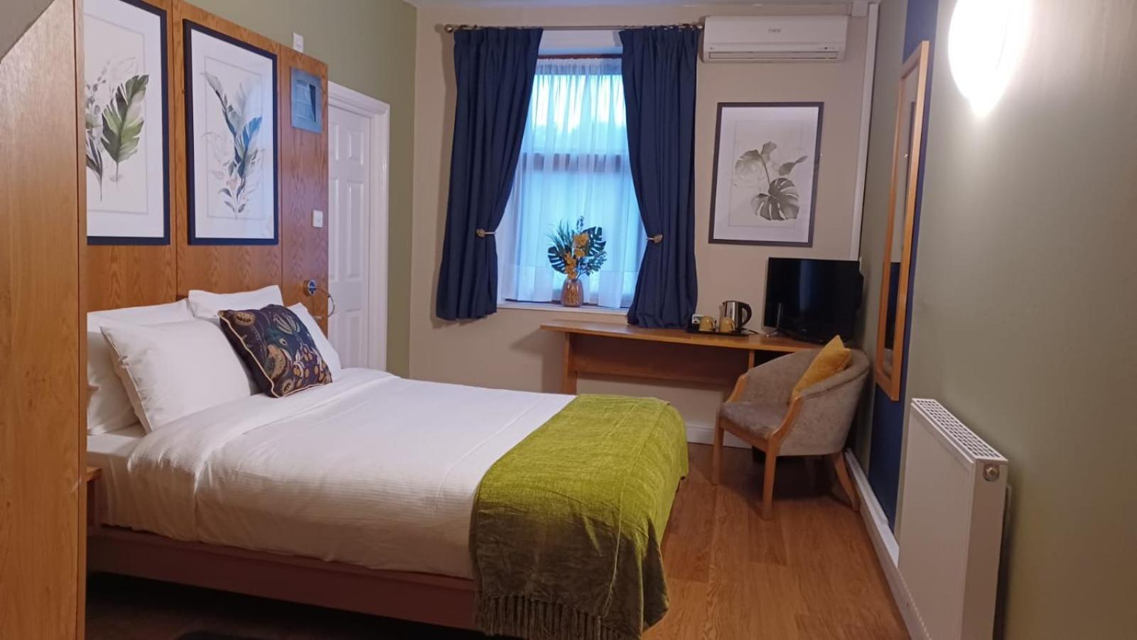 The Renishaw Rooms Eksteriør billede